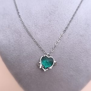 گردنبند قلبی سبز اکسسوری زینارین
